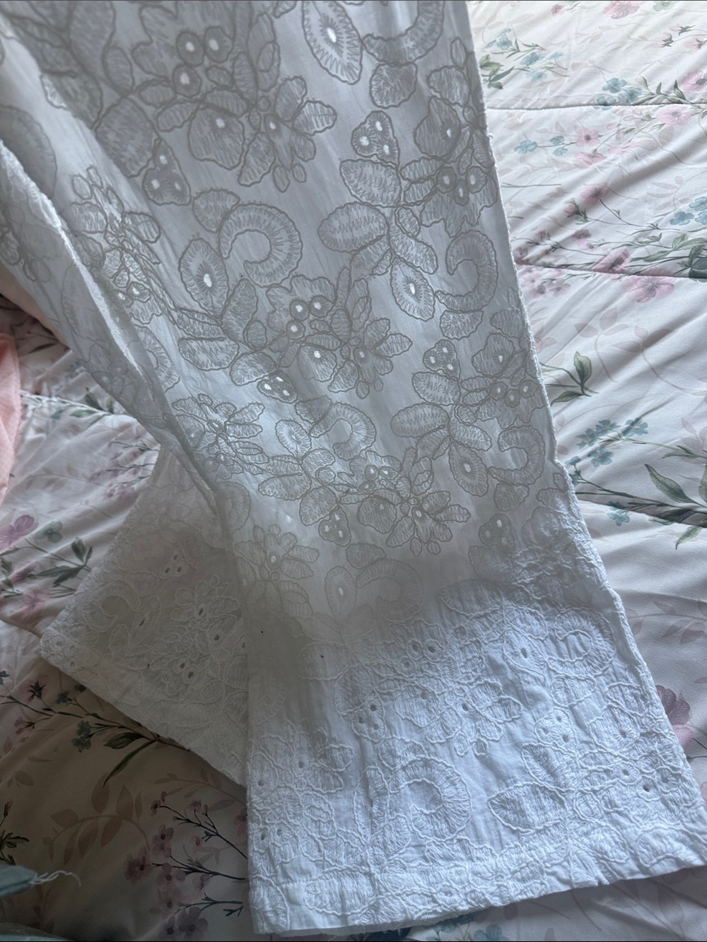 Zara White Eyelet V-Neck Maxi jumpsuit size XS cotton with floral embroidered - Picture 9 of 9